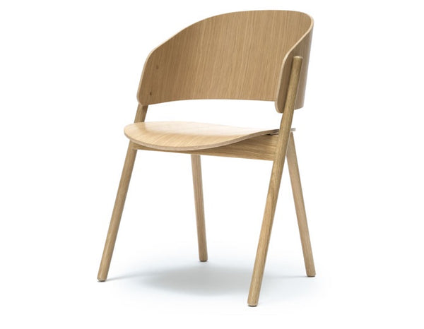 American Oak Dining Chair Australia - Curved backrest and seat in an original design. 