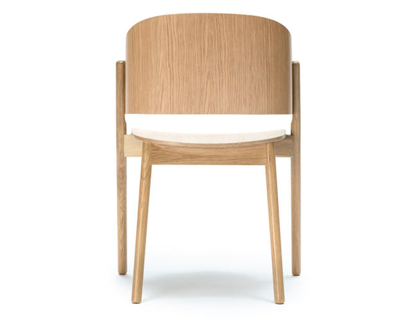 American Oak Dining Chair Australia - Curved backrest and seat in an original design. 