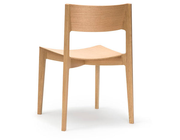 American Oak Dining Chair Australia - Curved backrest and seat in an original design. 
