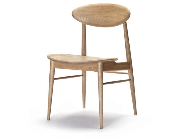 American Oak Dining Chair Australia - Curved backrest and seat in an original design. 