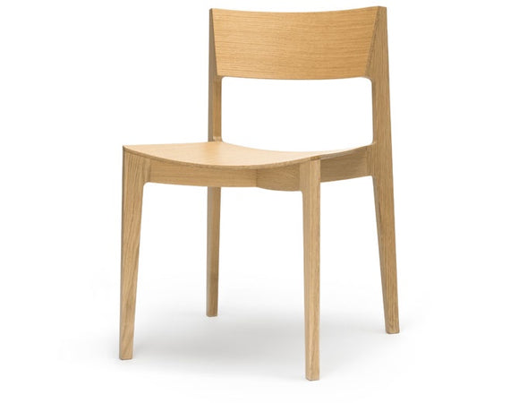 American Oak Dining Chair Australia - Curved backrest and seat in an original design. 